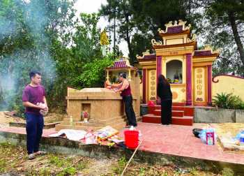 Đồ cúng tảo mộ có nên ăn không?